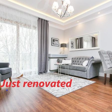 Executive 2-Bedroom Apartment Krasków Eksteriør bilde